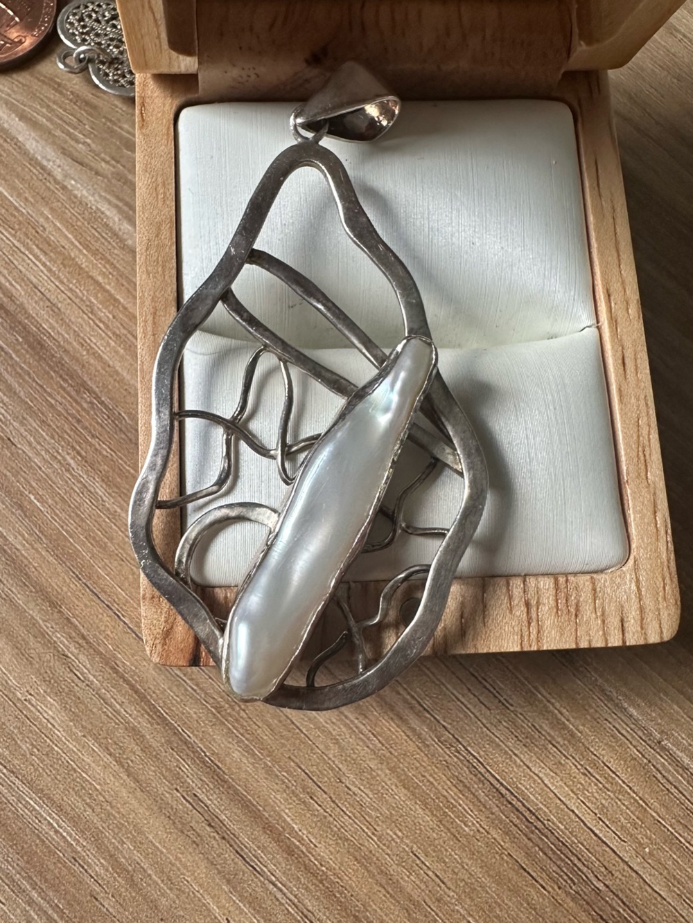 Vintage Sterling Silver Abstract Pearl Pendant Necklace